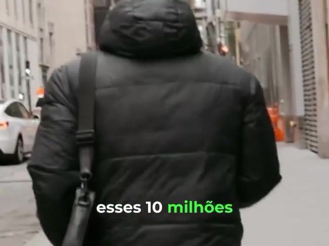 Jeff de costas nas ruas de Nova York, frame da premiação de R$10 milhões na Lastlink